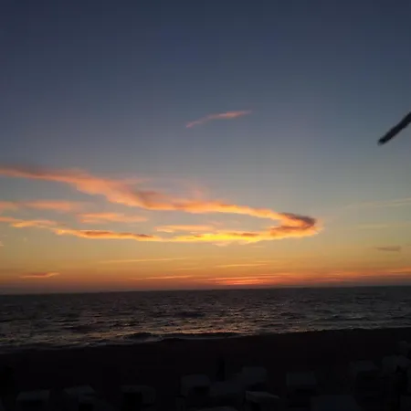 Haus-sylter-welle-8-88-ob *